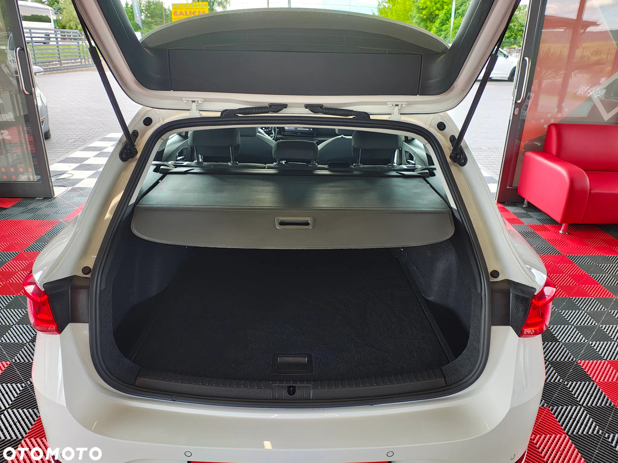 Seat Leon 2.0 TDI DSG Style - 25