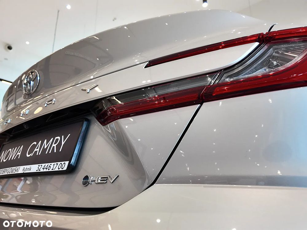 Toyota Camry 2.5 Hybrid Dynamic Force Prestige e-CVT - 6
