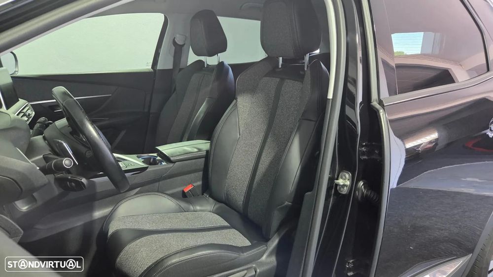 Peugeot 3008 1.5 BlueHDi Allure EAT8 - 13
