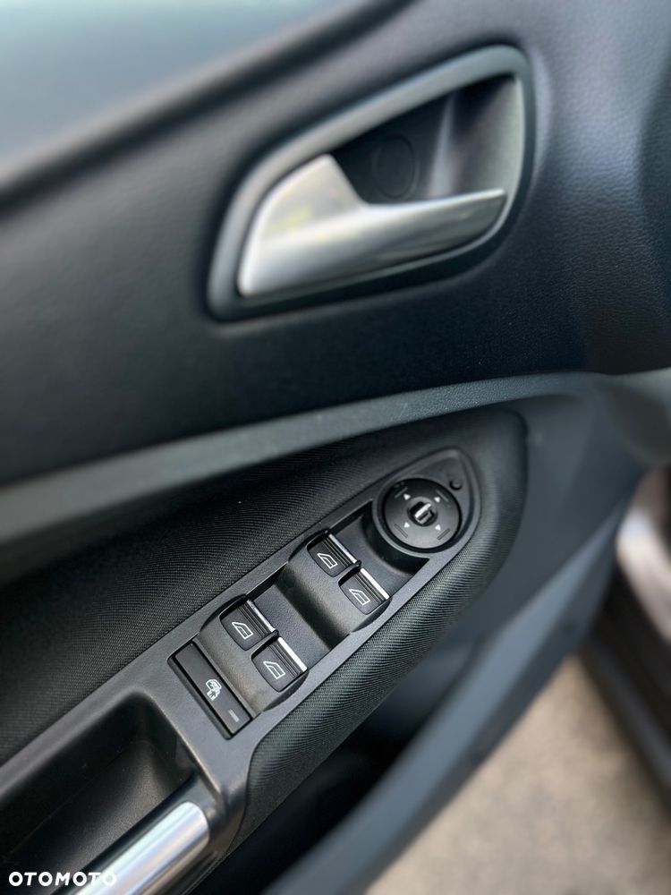 Ford Grand C-MAX 2.0 TDCi Start-Stopp-System Titanium - 24