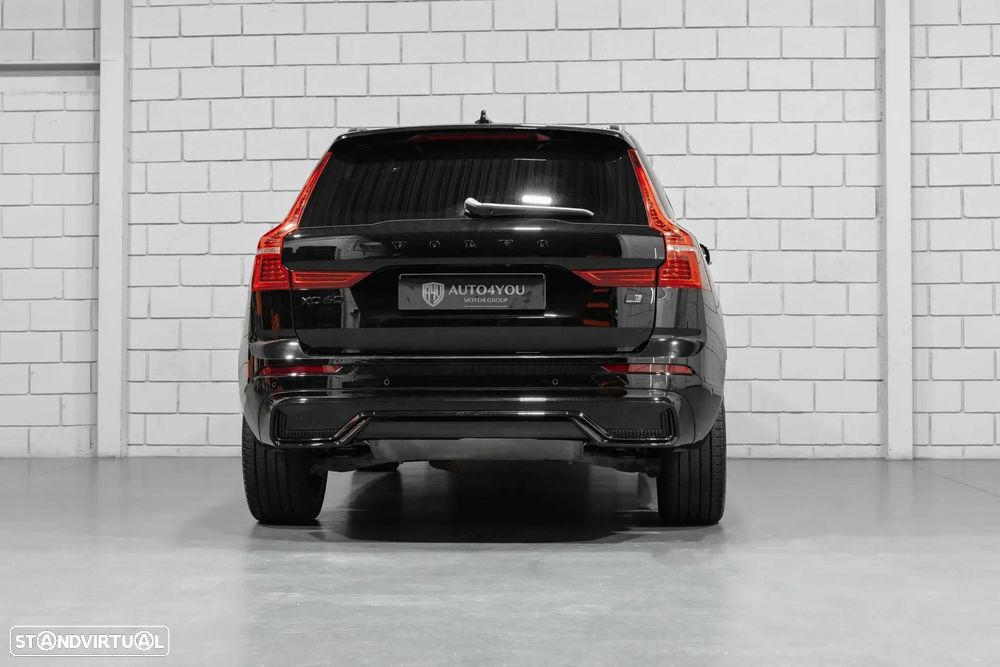 Volvo XC 60 T8 AWD Plus Black Edition - 41