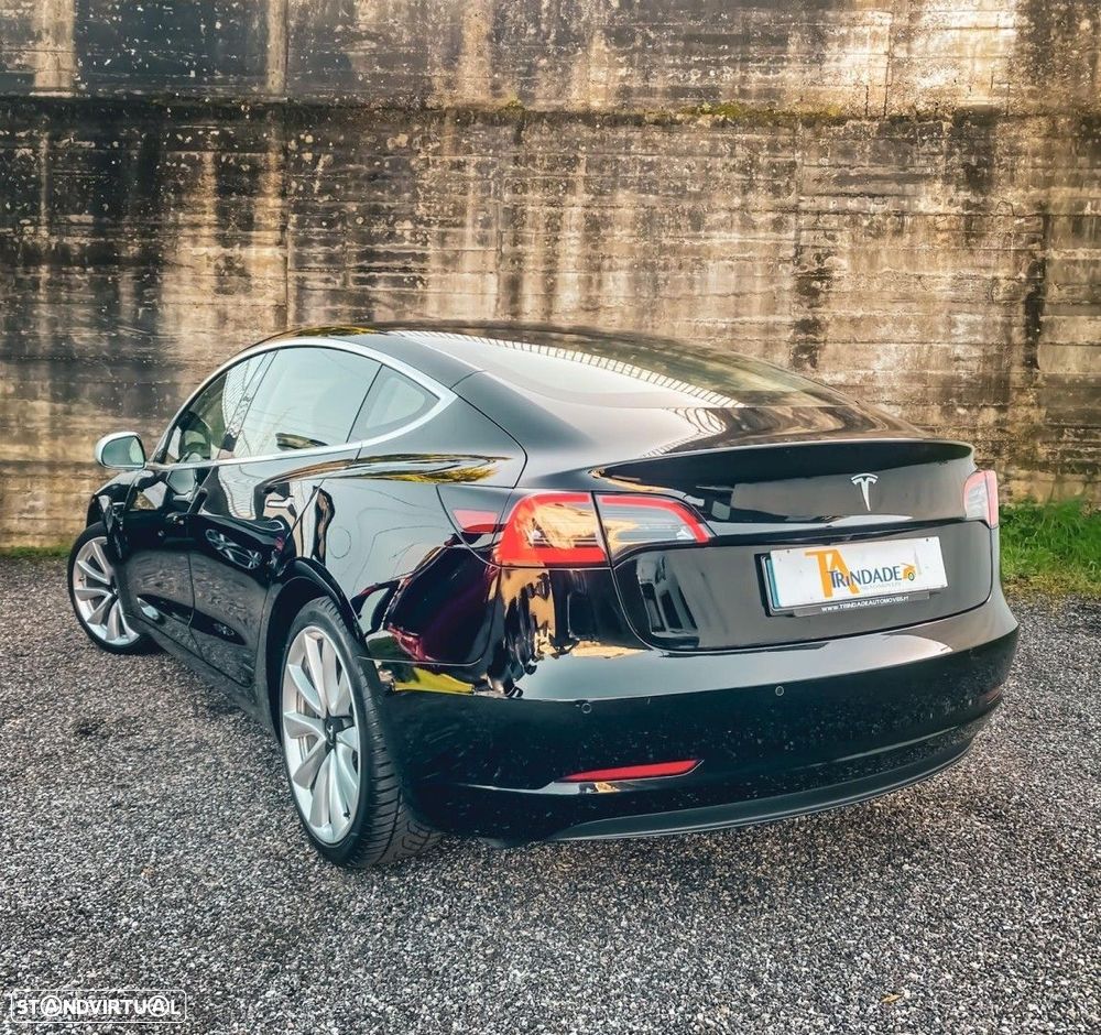 Tesla Model 3 Standard Range Plus RWD - 3