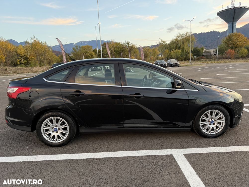 Ford Focus 2012 photo 4