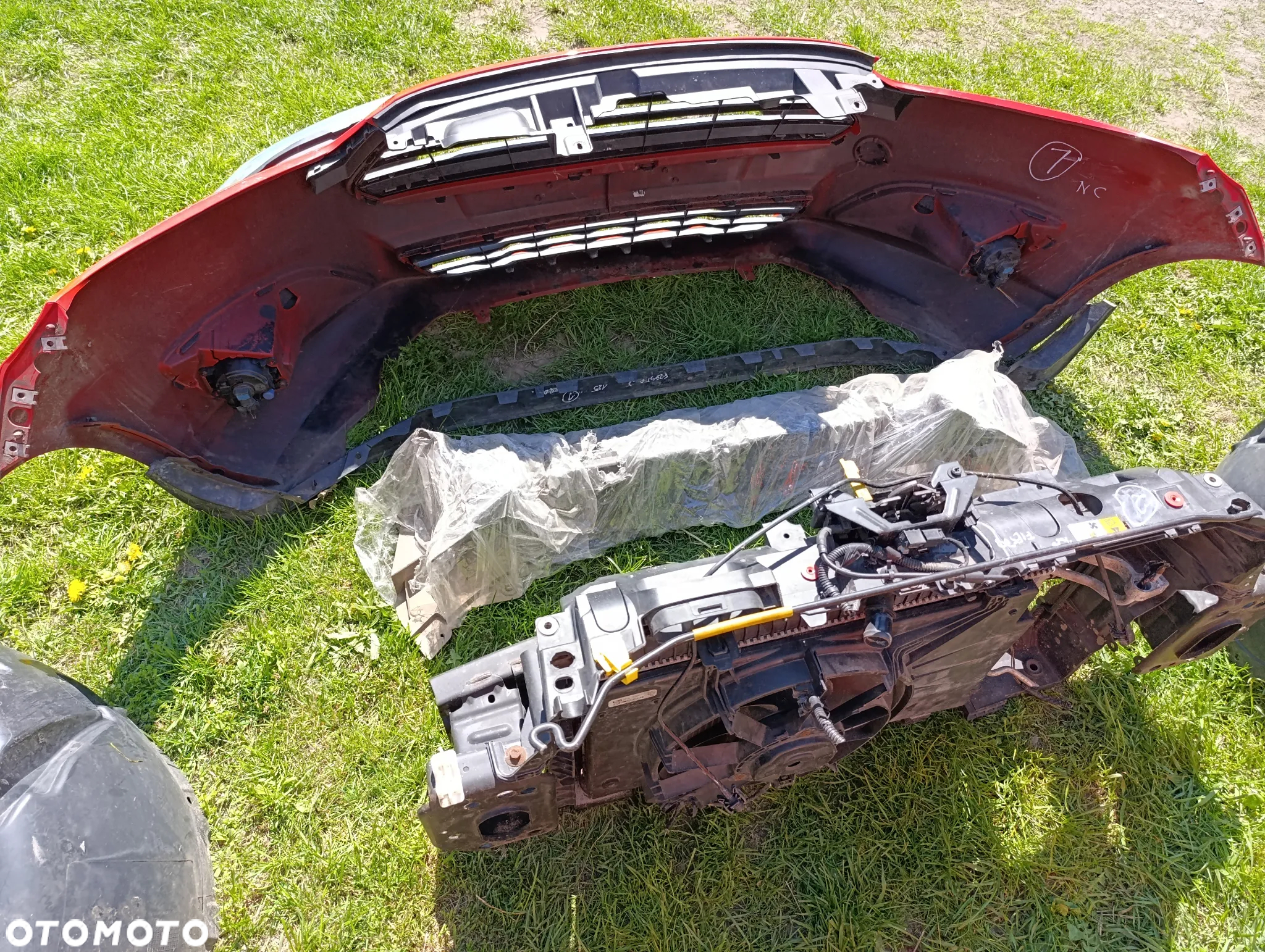 MASKA ZDERZAK PAS PRZÓD FIESTA MK7 LIFT NC - 5