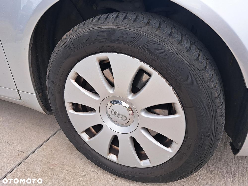 Audi A4 Limousine - 18