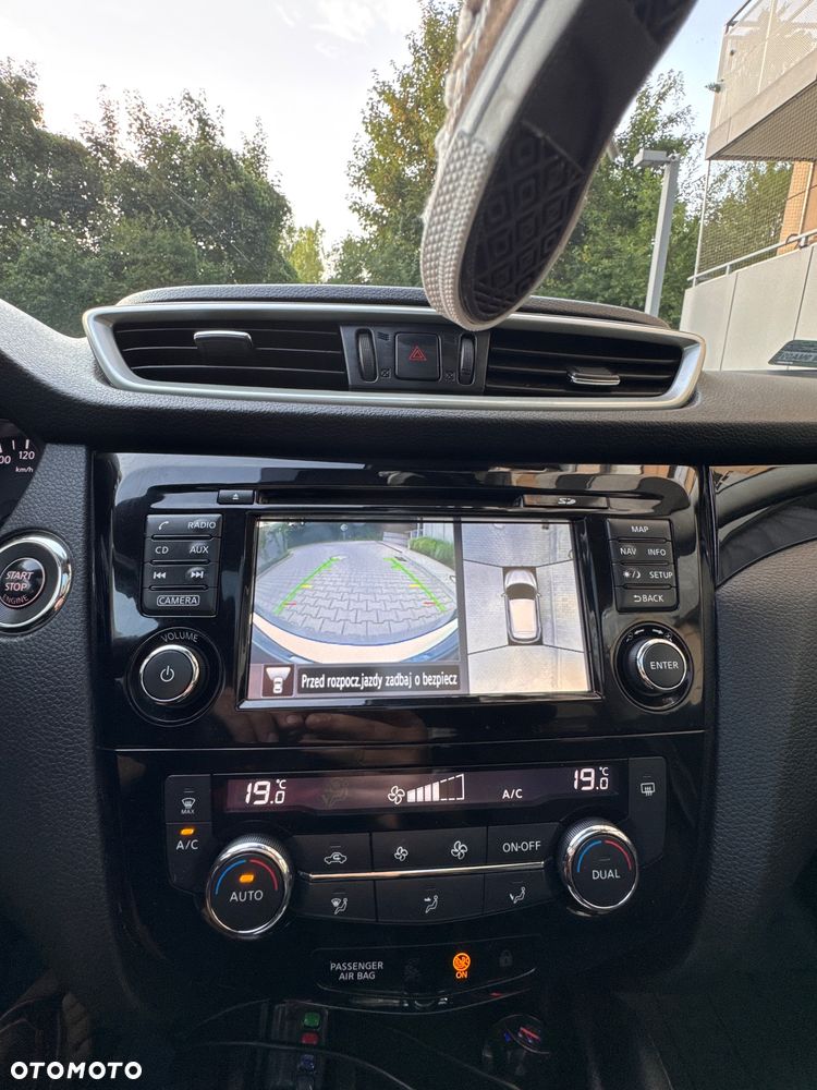 Nissan Qashqai 1.2 DIG-T N-Connecta Xtronic EU6 - 13