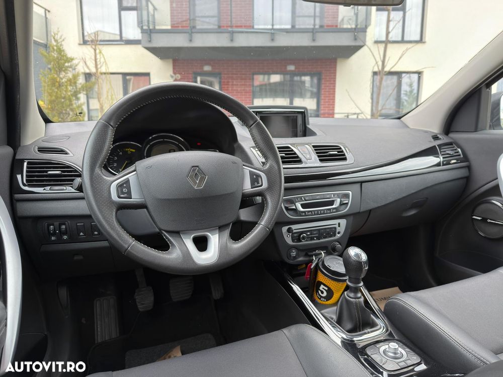 Renault Megane ENERGY dCi 110 Start & Stopp Bose Edition - 8