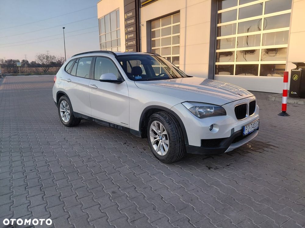 BMW X1 xDrive18d - 17