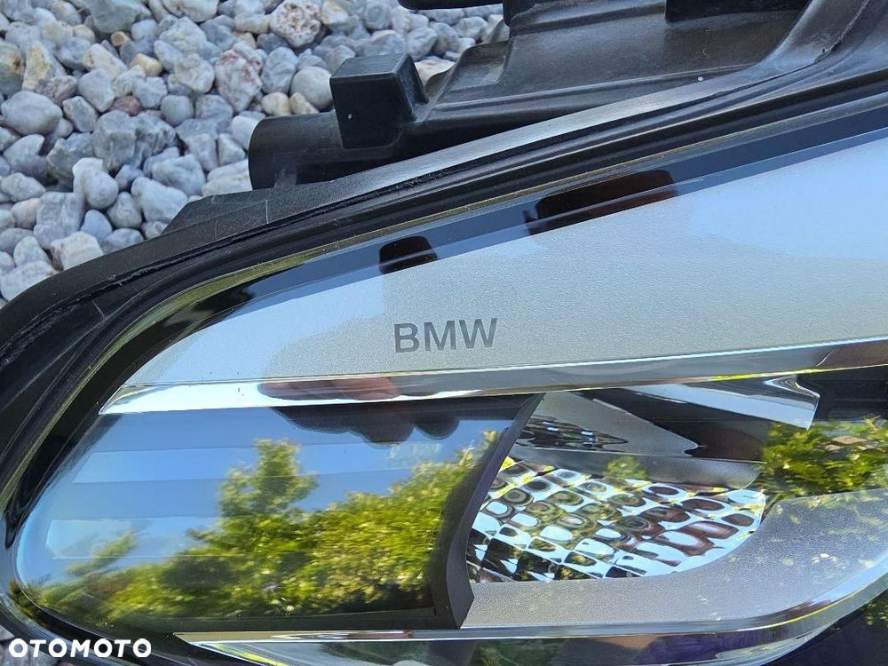 BMW 5 G30 G31 Lampy przód Full Led Basic Led 7439183-04 7439184-04 - 7