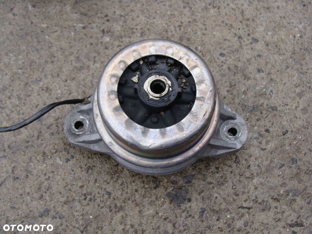 poduszka silnika mercedes e-klasa w212 a2122403017 - 1