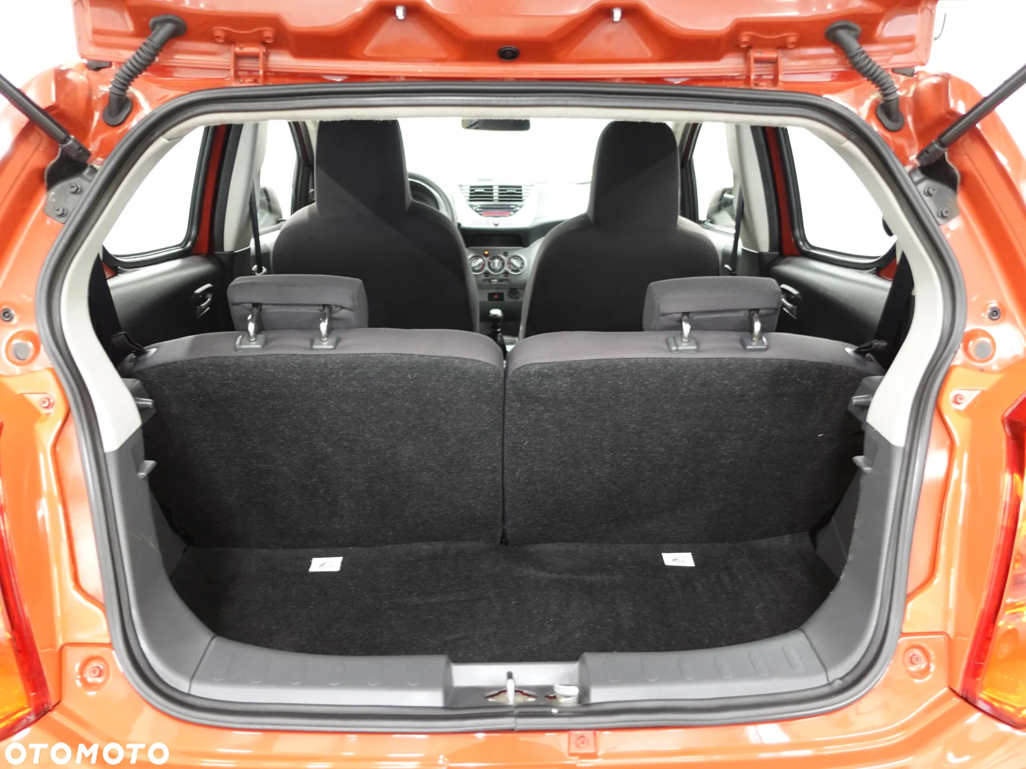 Suzuki Alto 1.0 Club - 27