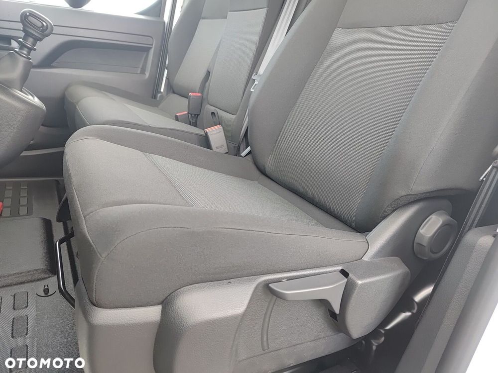 Opel Vivaro - 19