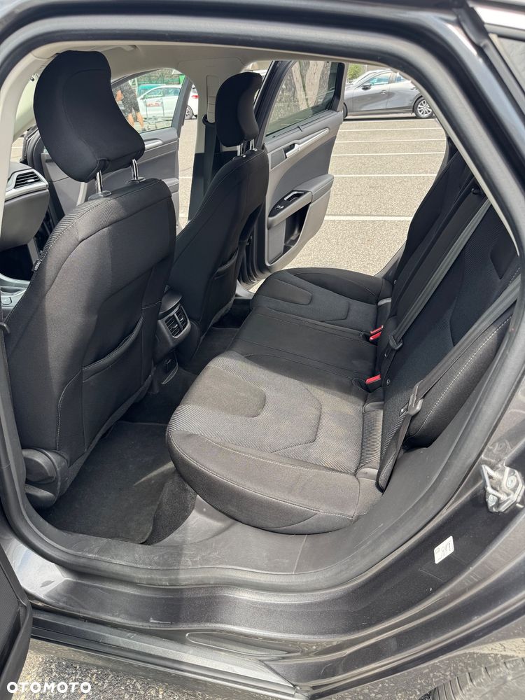 Ford Mondeo 2.0 TDCi Titanium PowerShift - 13