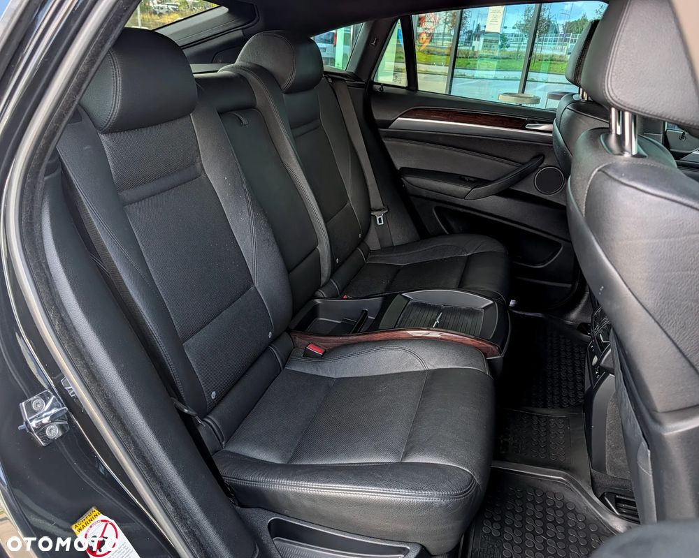 BMW X6 - 16