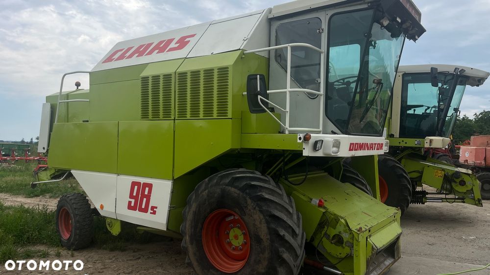 Claas Dominator 98S - 2