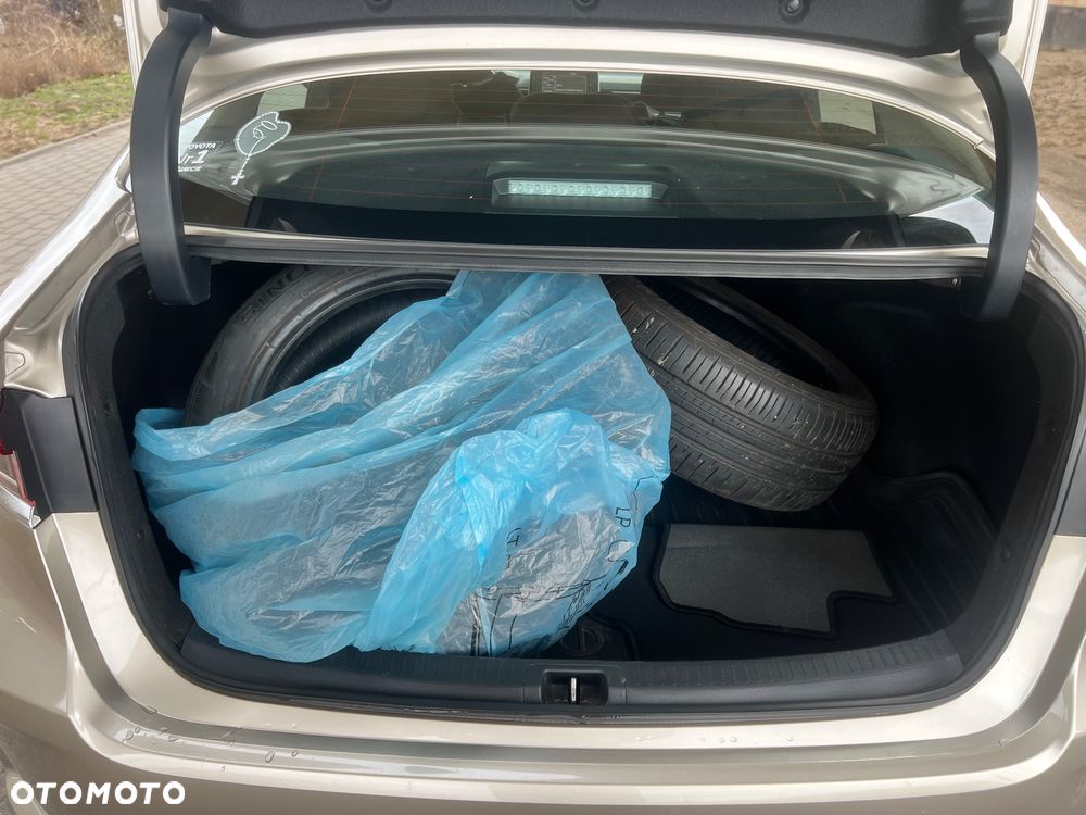 Toyota Corolla 1.6 Comfort MS - 15