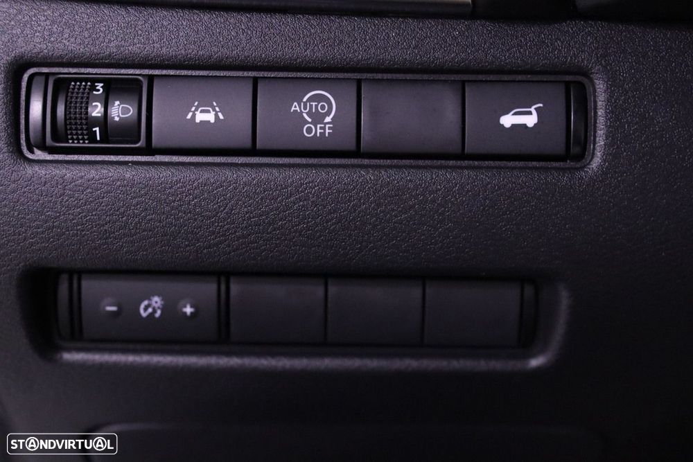 Nissan Qashqai 1.3 DIG-T N-GO - 18