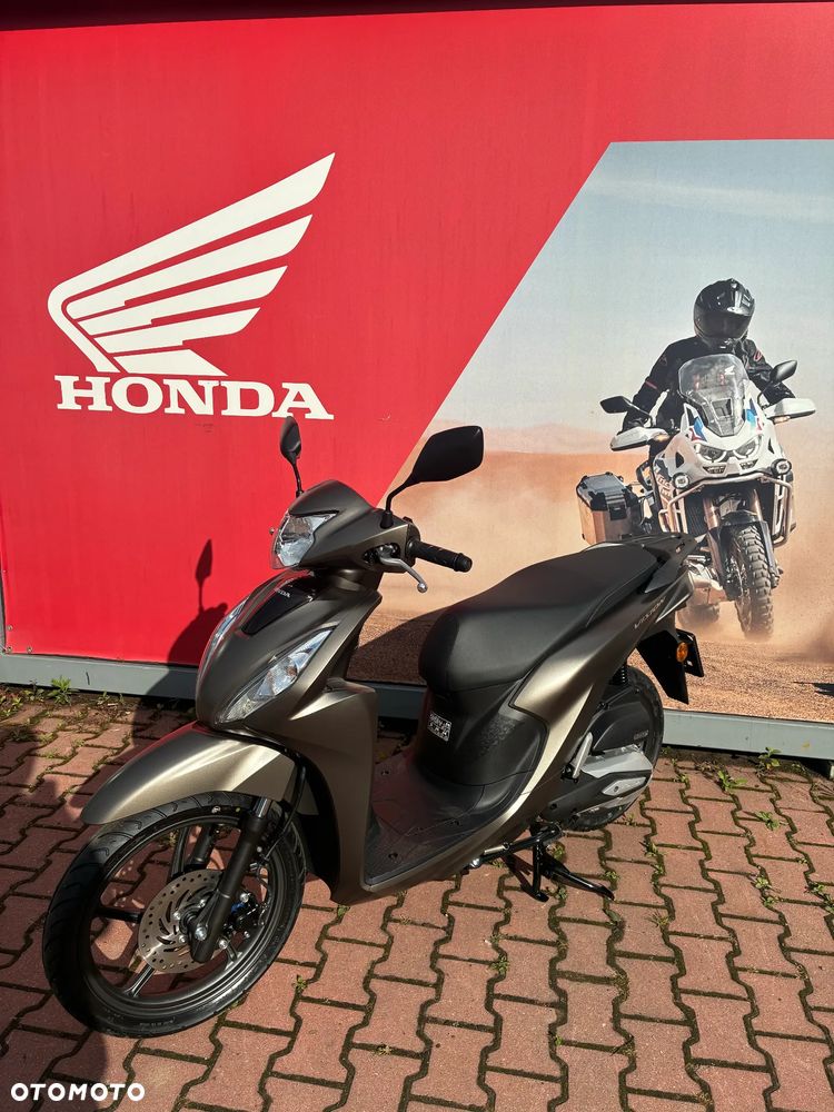 Honda Vision - 5