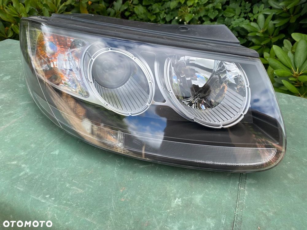 lampa hyundai santa fe II prawa eu cała - 1