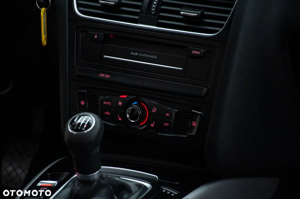 Audi A4 Avant 2.0 TDI DPF Ambiente - 20