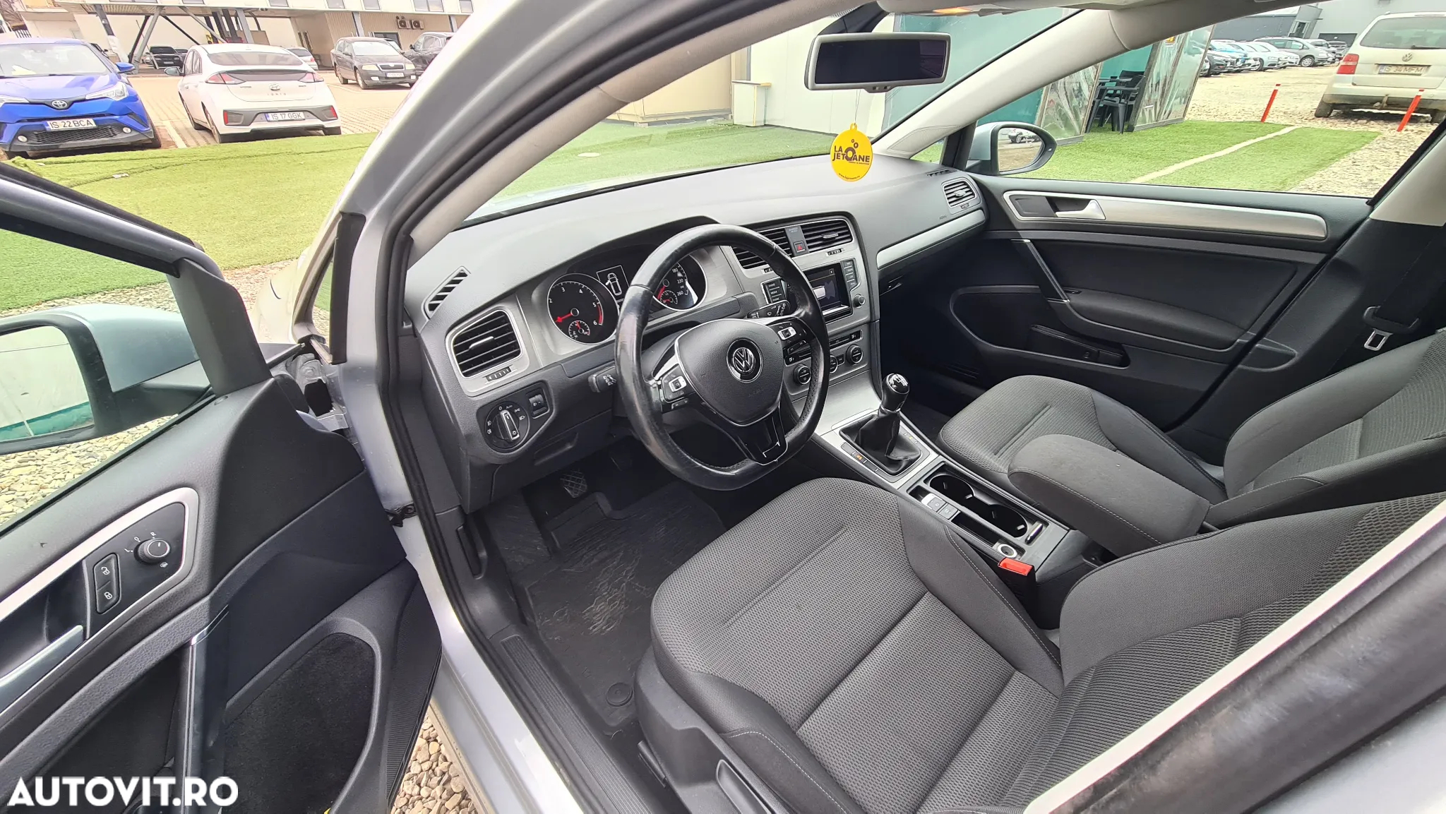 Volkswagen Golf 1.6 TDI BlueMotion Technology Comfortline - 7