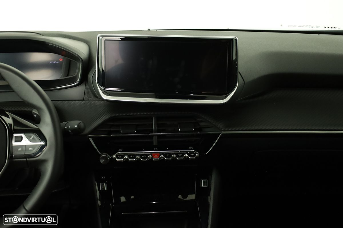 Peugeot 2008 1.2 PureTech Allure EAT8 - 9