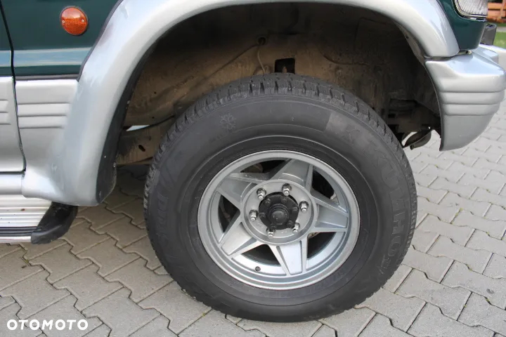 Mitsubishi Pajero 2.8 TD GLS - 28