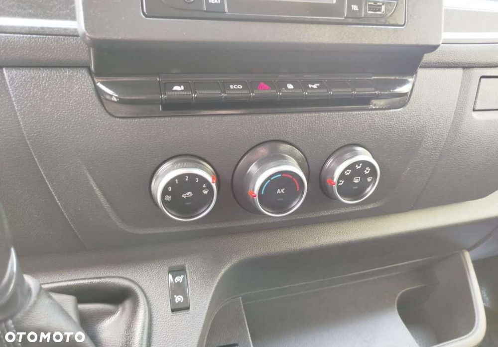 Renault Master - 10