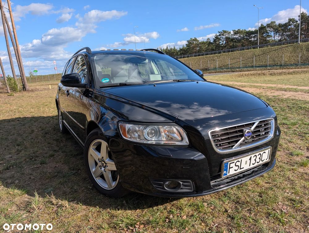 Volvo V50 D5 Momentum - 1