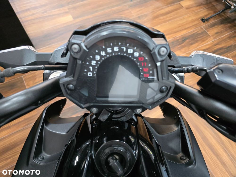 Kawasaki Z 650 - 17