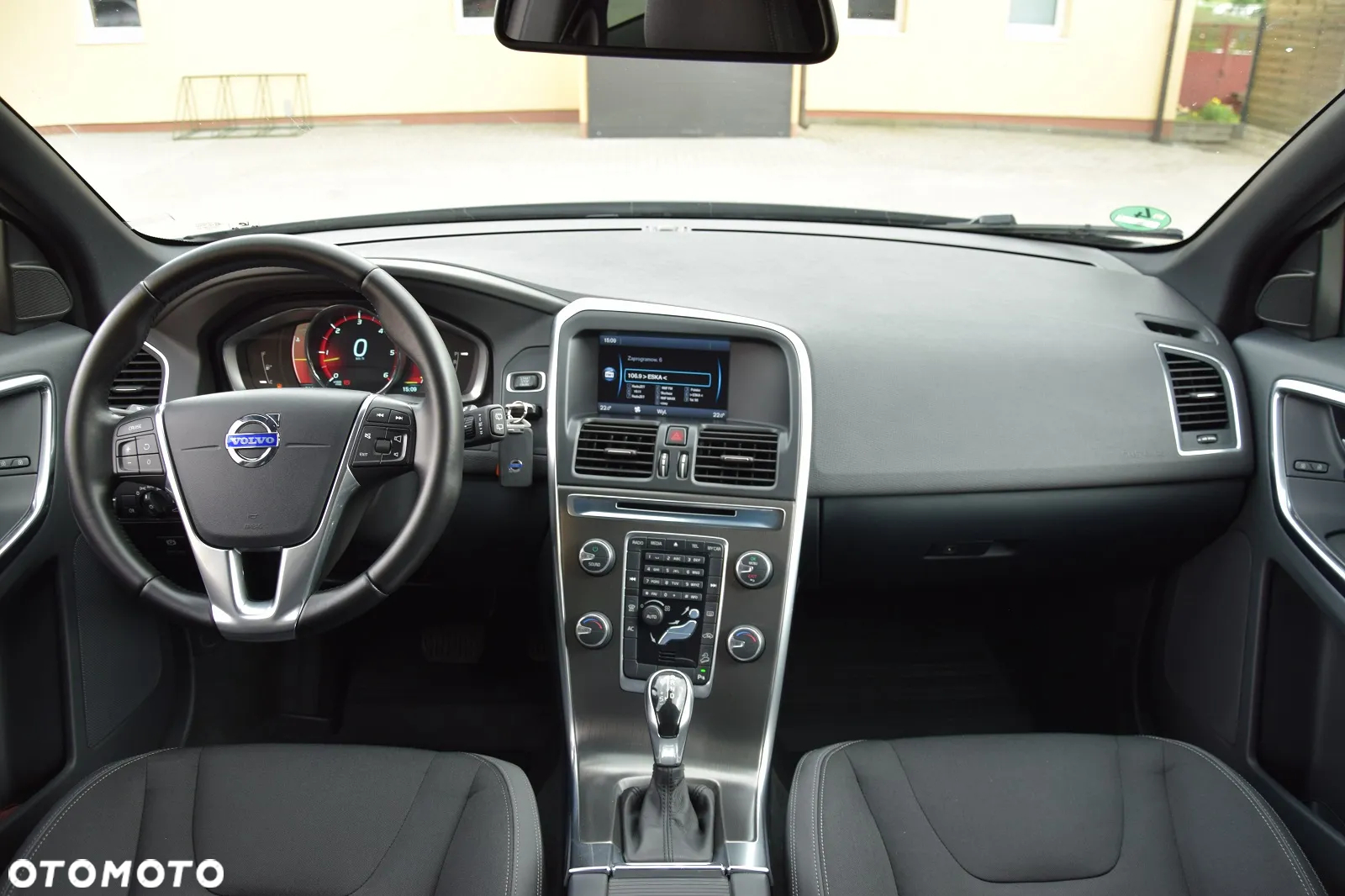 Volvo XC 60 D4 AWD Momentum - 15