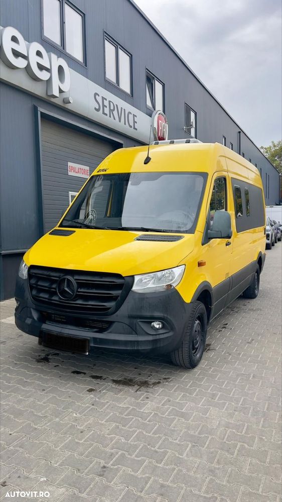Mercedes-Benz Sprinter - 1