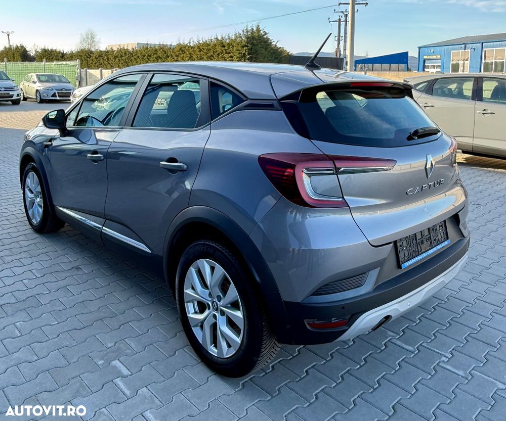 Renault Captur BLUE dCi 115 EDC BUSINESS EDITION - 3