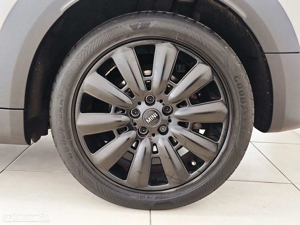 MINI Countryman Cooper SE ALL4 Auto - 25