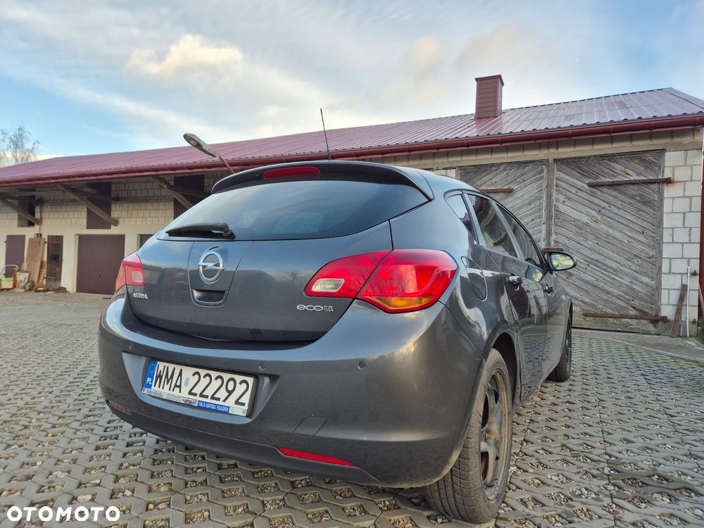 Opel Astra - 6