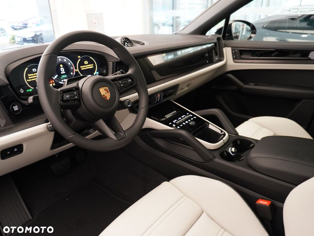 Porsche Cayenne E-Hybrid PHEV Black Edition - 28
