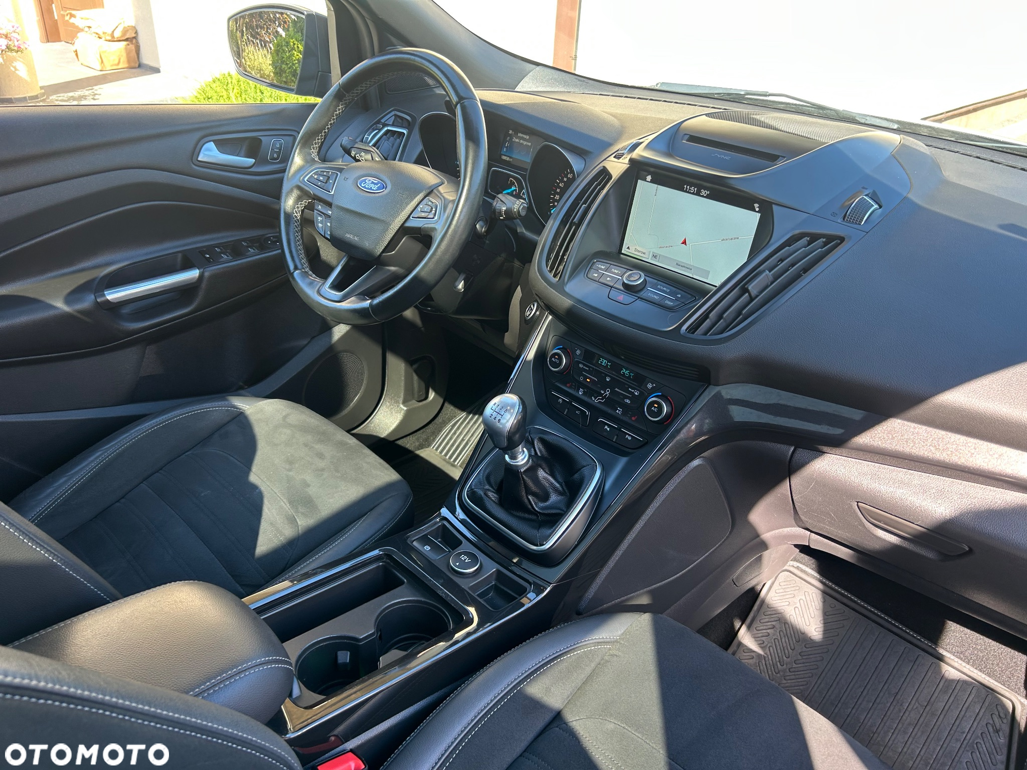 Ford Kuga 2.0 TDCi 4x4 ST-Line - 34