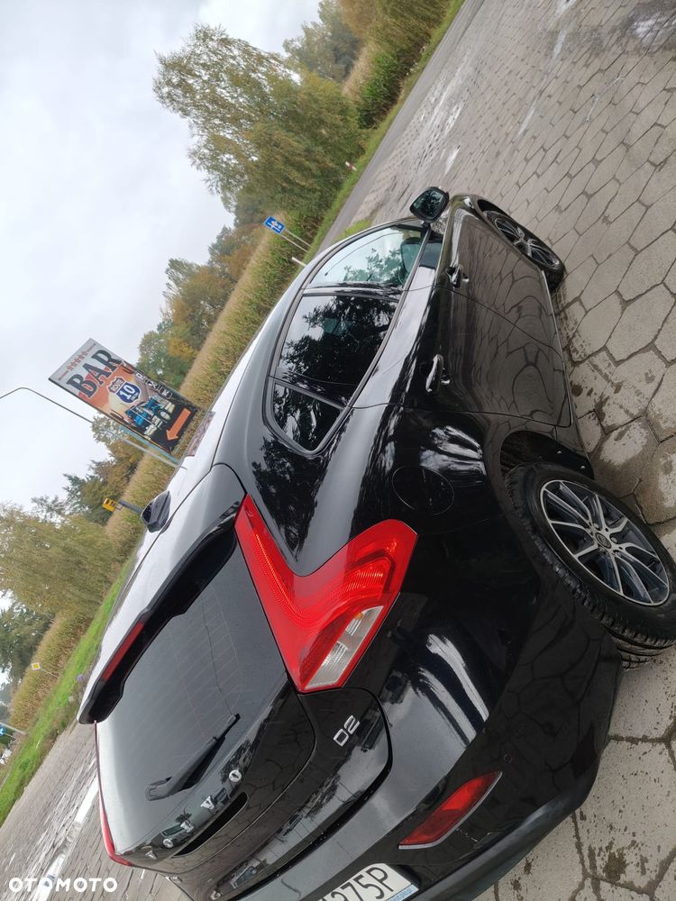 Volvo V40 D2 Drive-E SCR Momentum - 3