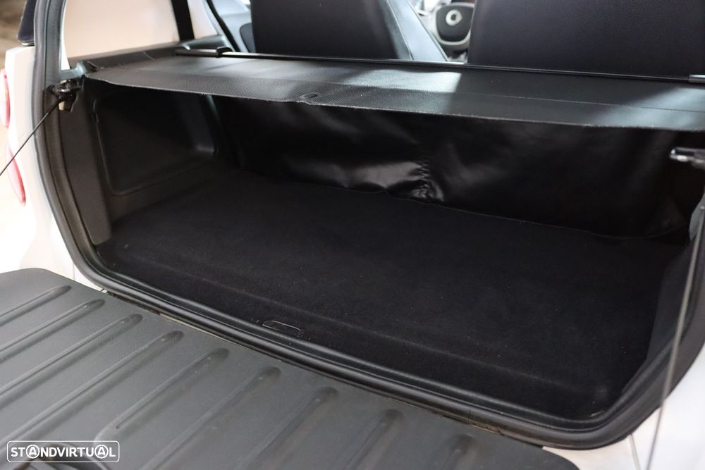 Smart ForTwo Coupé cdi softouch black&white limited dpf - 12