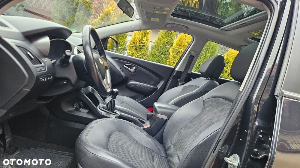 Hyundai ix35 - 15