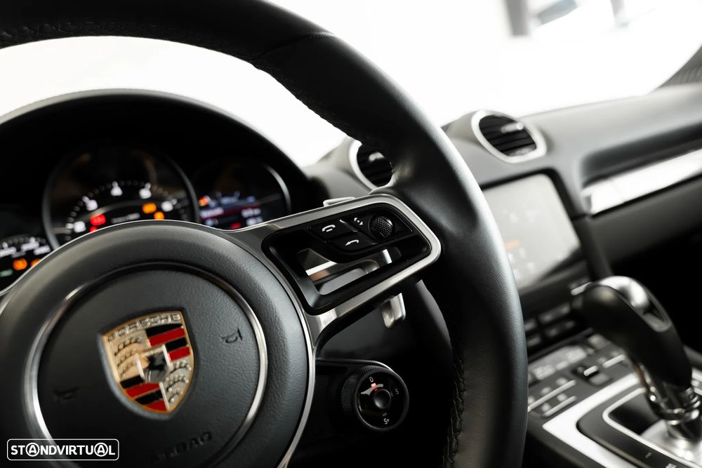 Porsche 718 Cayman 2.0 Style Edition PDK - 17