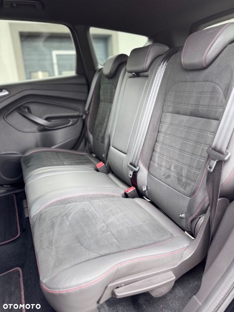 Ford Kuga - 25