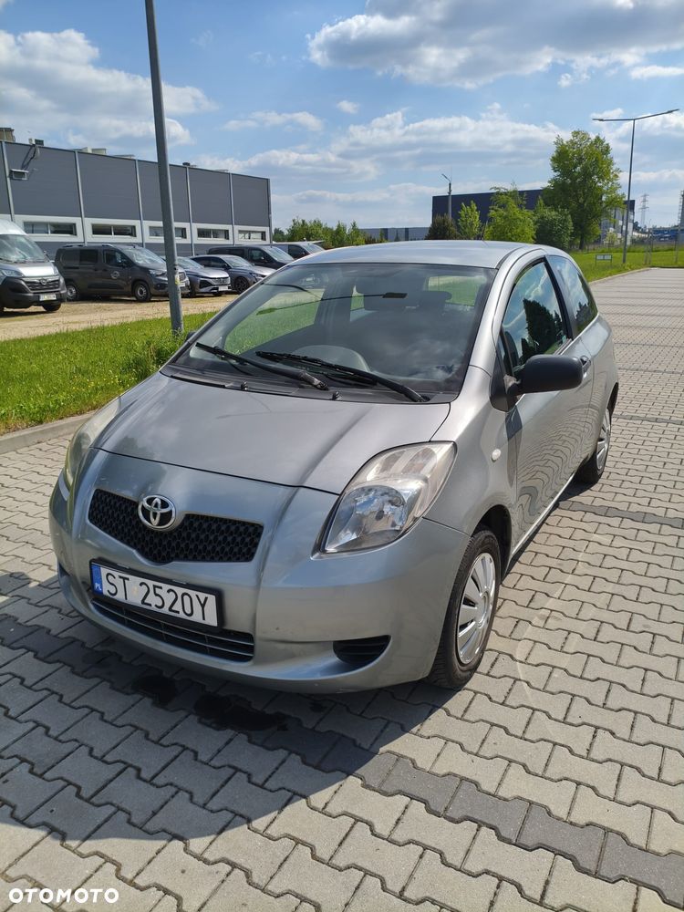 Toyota Yaris 1.0 Luna A/C - 1