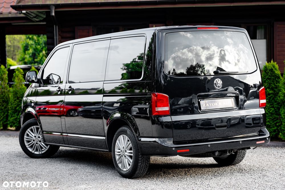 Volkswagen Multivan - 10