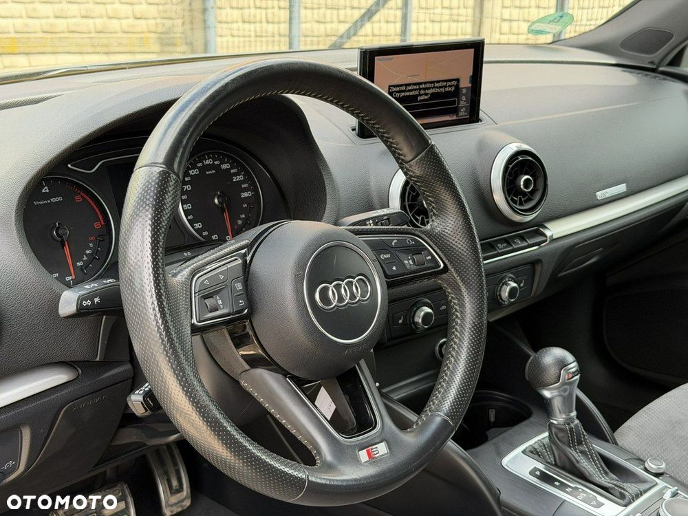 Audi A3 Sportback - 13