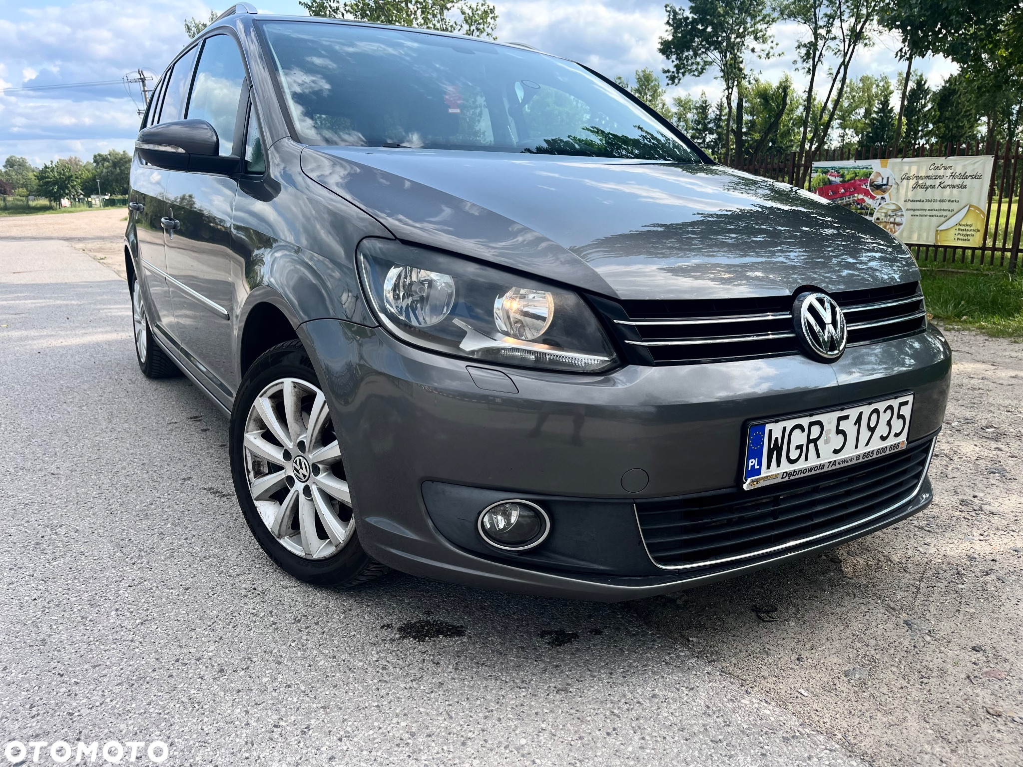 Volkswagen Touran 2.0 TDI DPF Highline - 16