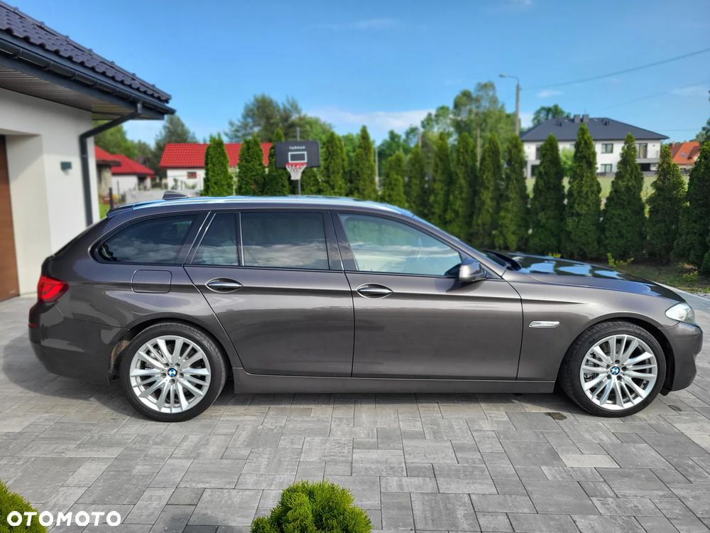 BMW Seria 5 530d Touring - 3
