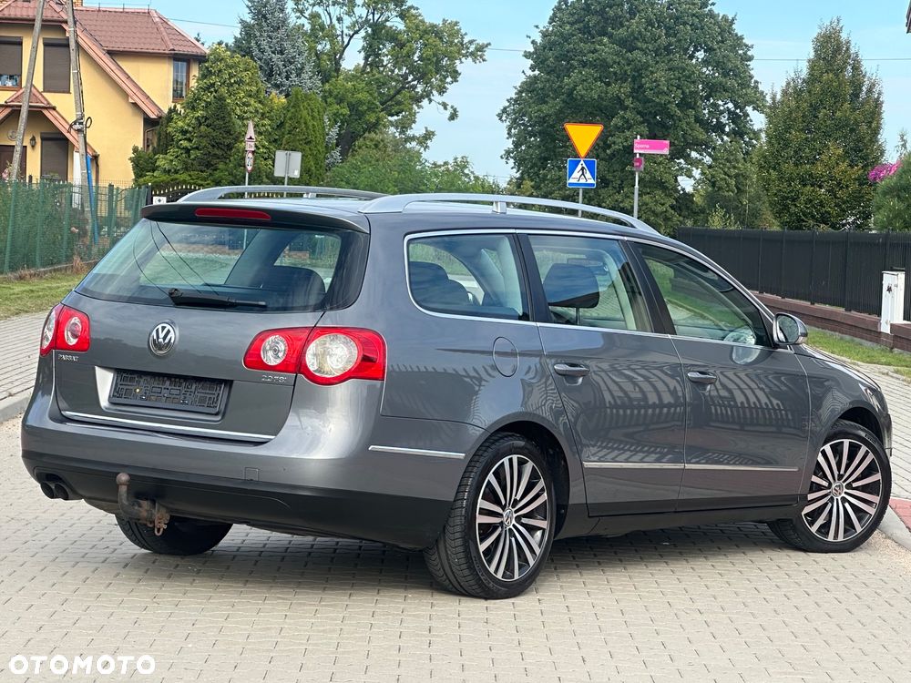 Volkswagen Passat - 16