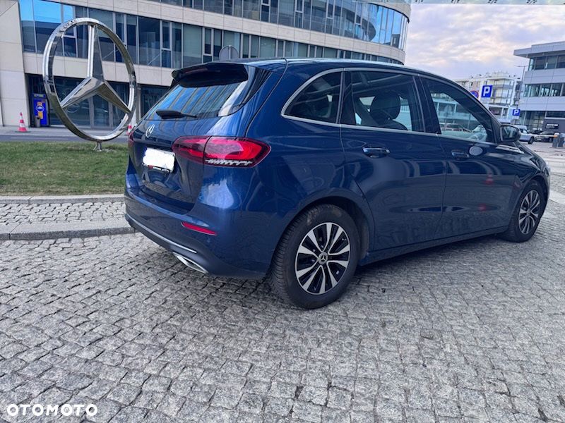 Mercedes-Benz Klasa B 200 d 8G-DCT - 14