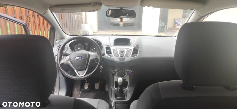 Ford Fiesta - 13